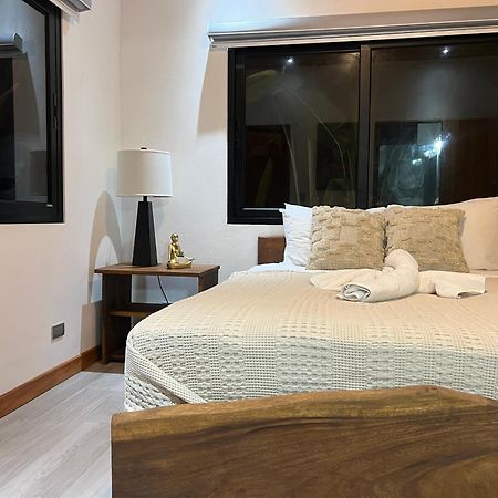Dragonfly Beachfront Villas-Adult Only Пунта Ува Екстериор снимка