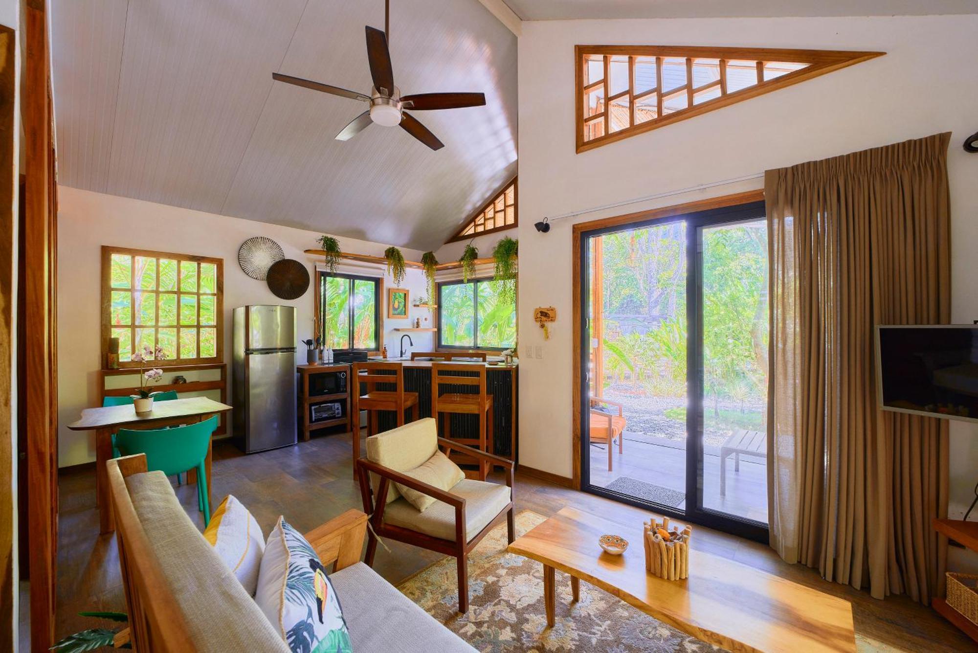Dragonfly Beachfront Villas-Adult Only Пунта Ува Екстериор снимка