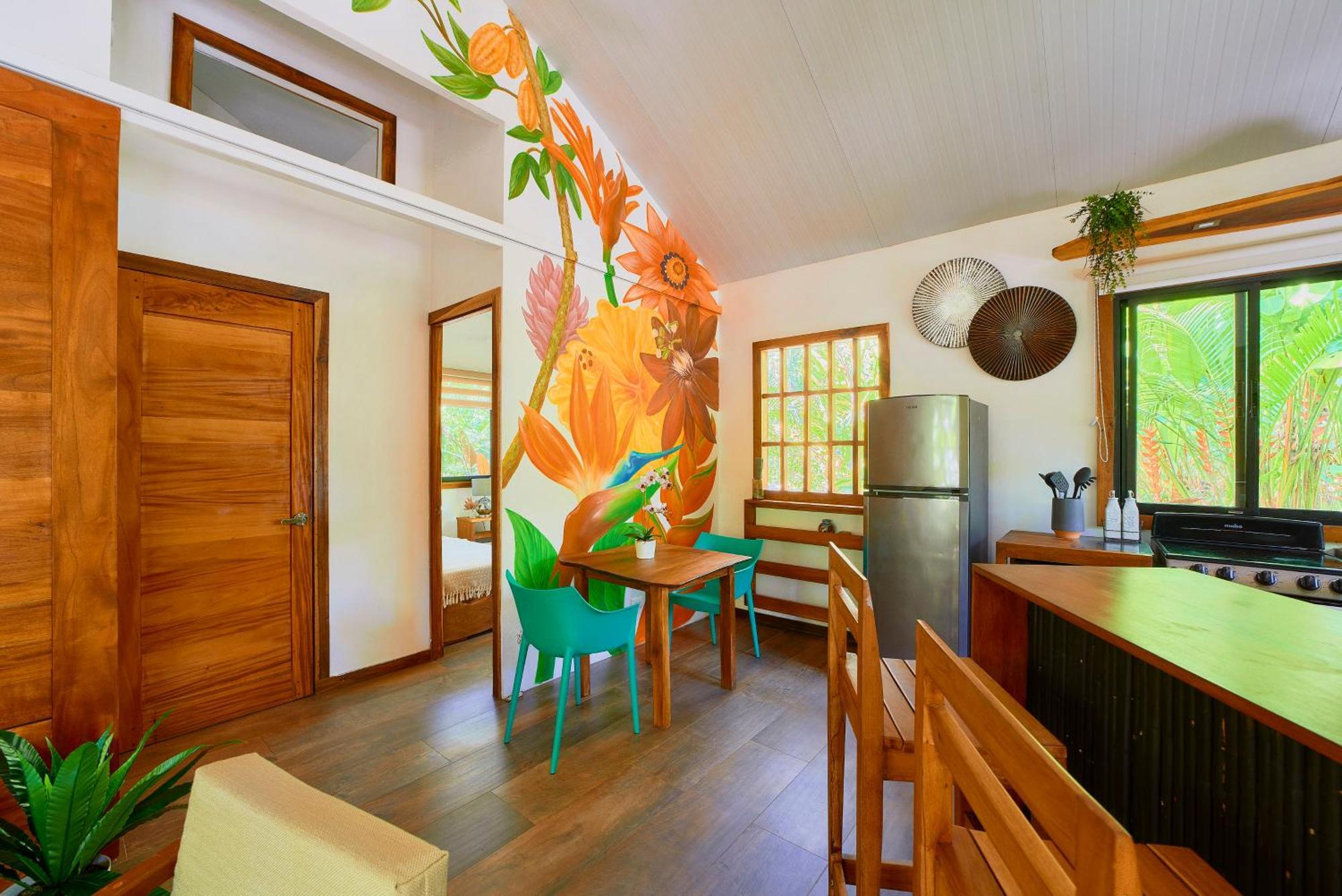 Dragonfly Beachfront Villas-Adult Only Пунта Ува Екстериор снимка