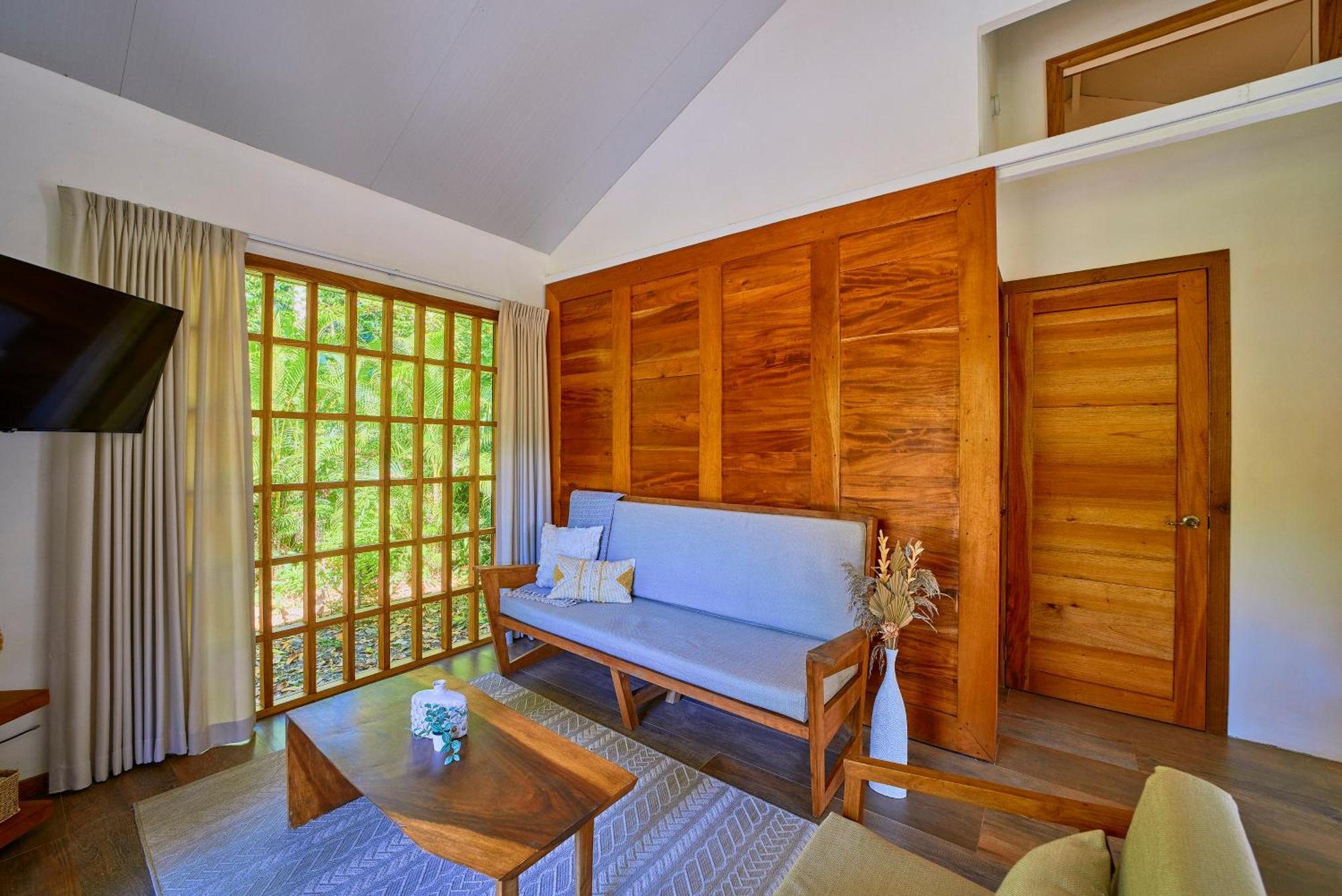 Dragonfly Beachfront Villas-Adult Only Пунта Ува Екстериор снимка