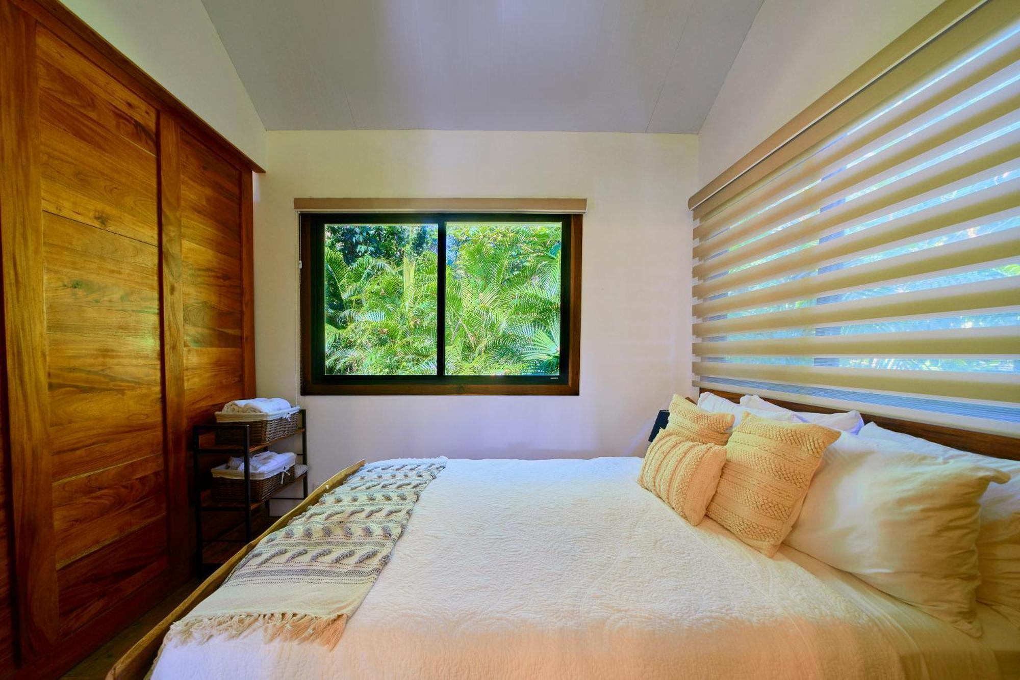 Dragonfly Beachfront Villas-Adult Only Пунта Ува Екстериор снимка
